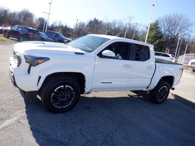 2024 Toyota Tacoma 4WD TRD Sport Hybrid