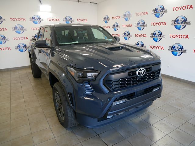 2024 Toyota Tacoma 4WD TRD Sport Hybrid