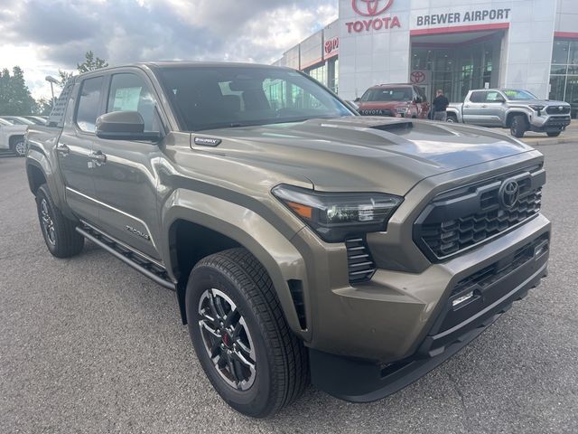 2024 Toyota Tacoma 4WD TRD Sport Hybrid