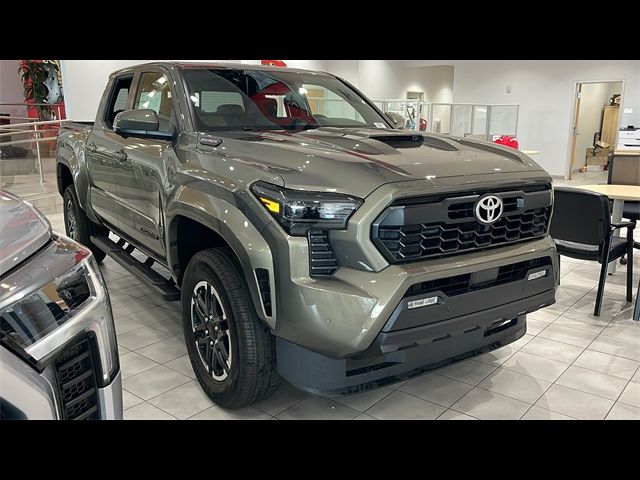 2024 Toyota Tacoma 4WD TRD Sport Hybrid