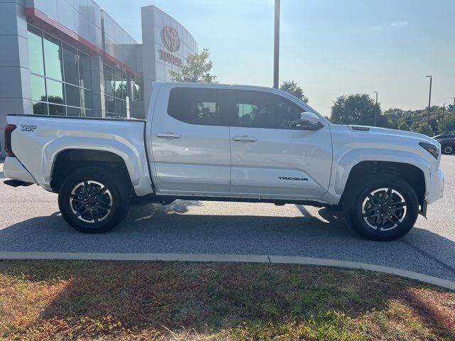 2024 Toyota Tacoma 4WD TRD Sport Hybrid