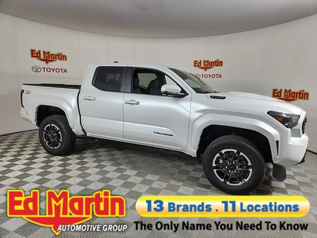 2024 Toyota Tacoma 4WD TRD Sport Hybrid