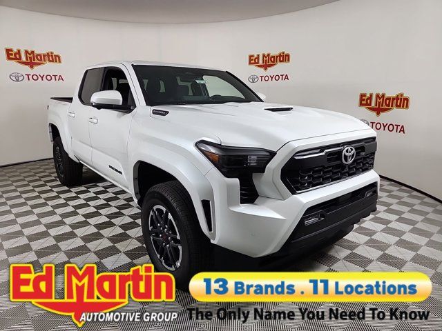 2024 Toyota Tacoma 4WD TRD Sport Hybrid