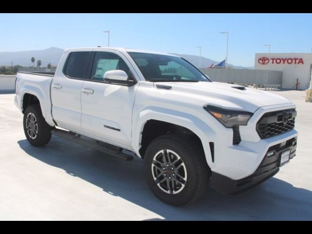 2024 Toyota Tacoma 4WD TRD Sport Hybrid