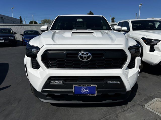 2024 Toyota Tacoma 4WD TRD Sport Hybrid