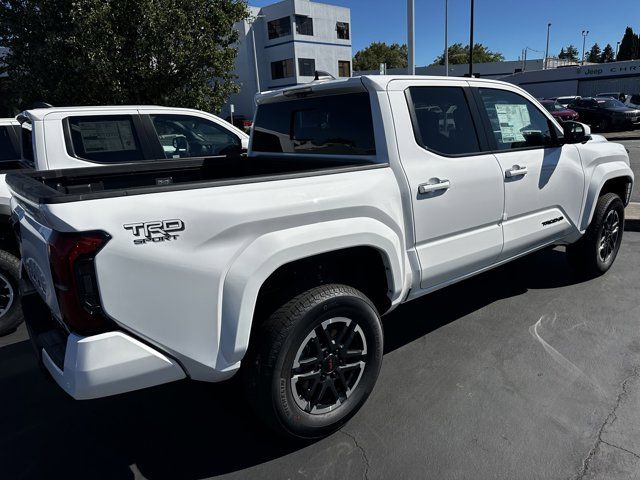 2024 Toyota Tacoma 4WD TRD Sport Hybrid