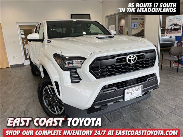 2024 Toyota Tacoma 4WD TRD Sport Hybrid