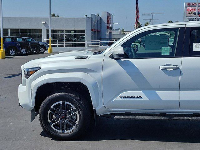 2024 Toyota Tacoma 4WD TRD Sport Hybrid