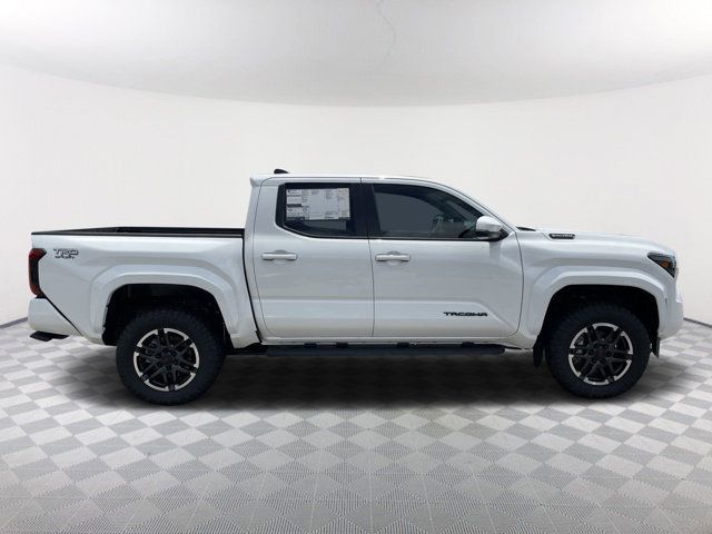 2024 Toyota Tacoma 4WD TRD Sport Hybrid