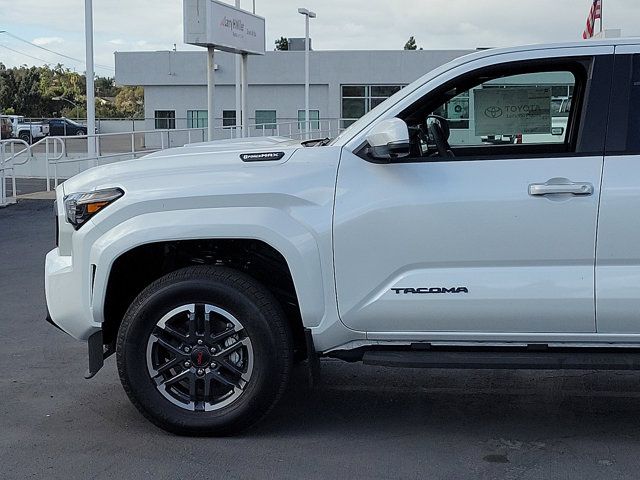 2024 Toyota Tacoma 4WD TRD Sport Hybrid