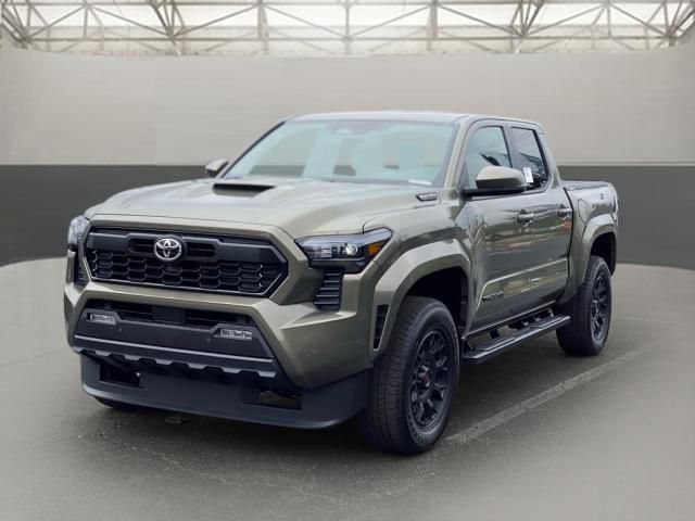 2024 Toyota Tacoma 4WD TRD Sport Hybrid