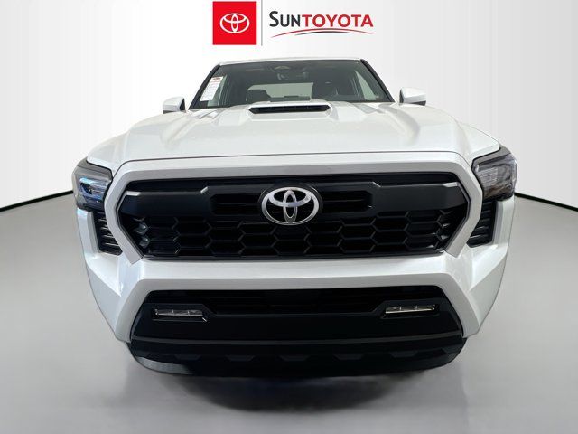 2024 Toyota Tacoma 4WD TRD Sport Hybrid