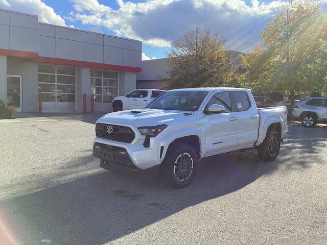 2024 Toyota Tacoma 4WD TRD Sport Hybrid