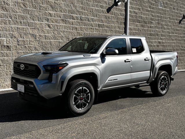 2024 Toyota Tacoma 4WD TRD Sport Hybrid