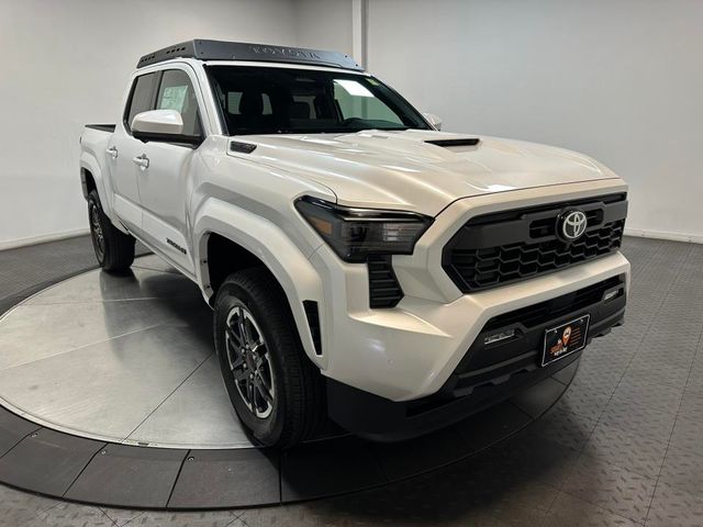 2024 Toyota Tacoma 4WD TRD Sport Hybrid