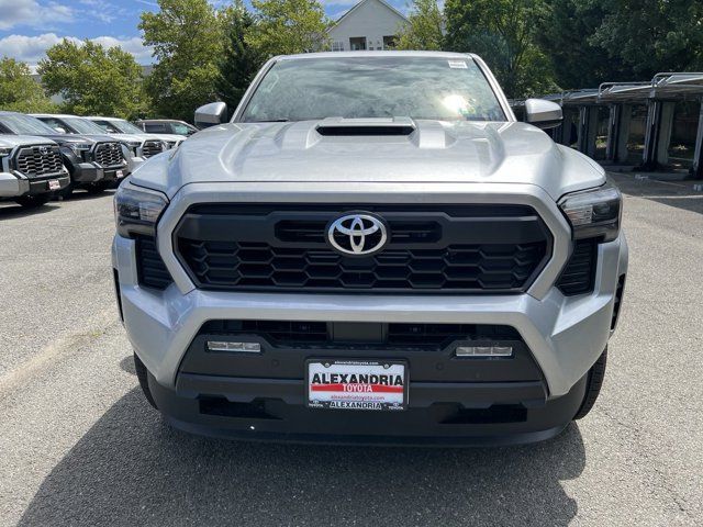 2024 Toyota Tacoma 4WD TRD Sport Hybrid