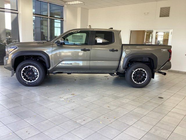 2024 Toyota Tacoma 4WD TRD Off Road Hybrid