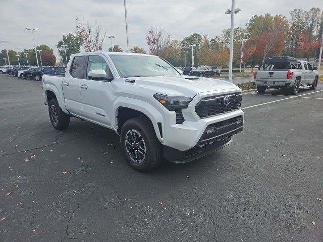 2024 Toyota Tacoma 4WD TRD Sport Hybrid