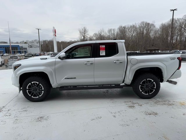 2024 Toyota Tacoma 4WD TRD Sport Hybrid