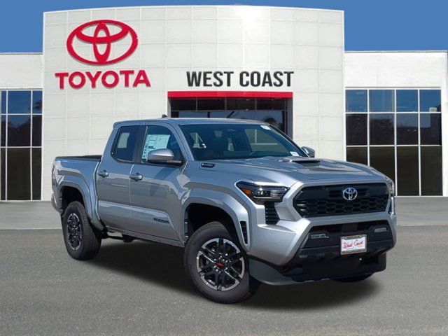 2024 Toyota Tacoma 4WD TRD Sport Hybrid