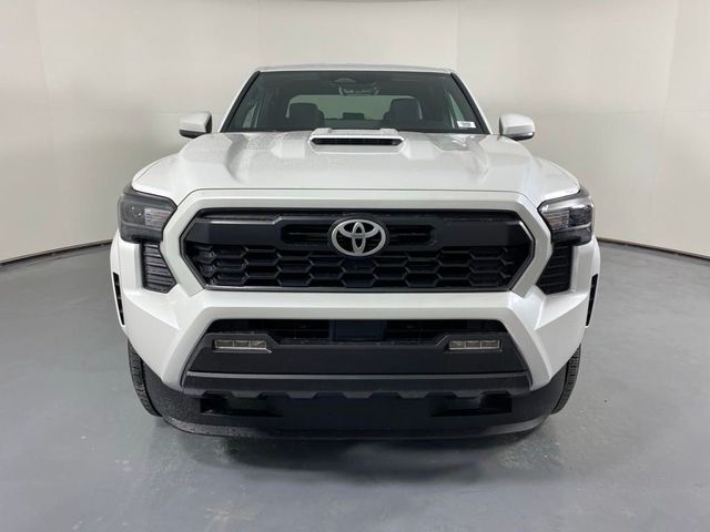 2024 Toyota Tacoma 4WD TRD Sport Hybrid