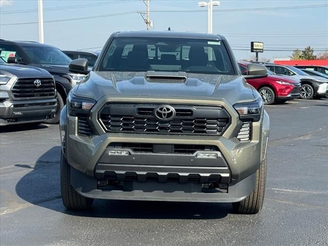 2024 Toyota Tacoma 4WD TRD Sport Hybrid