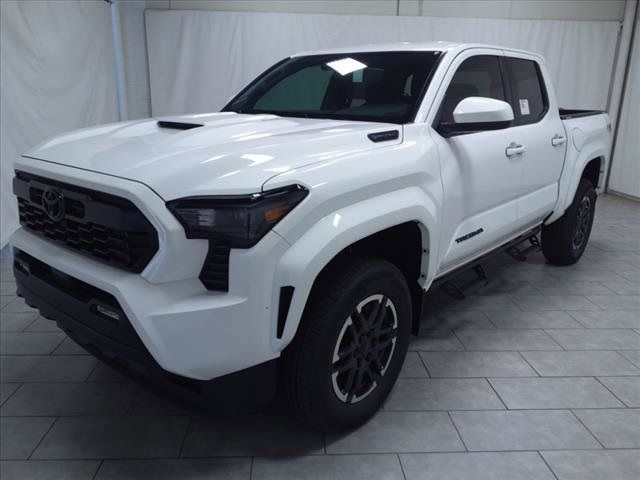 2024 Toyota Tacoma 4WD TRD Sport Hybrid