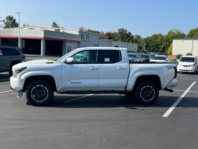 2024 Toyota Tacoma 4WD TRD Sport Hybrid