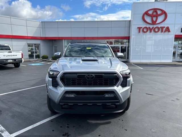 2024 Toyota Tacoma 4WD TRD Sport Hybrid