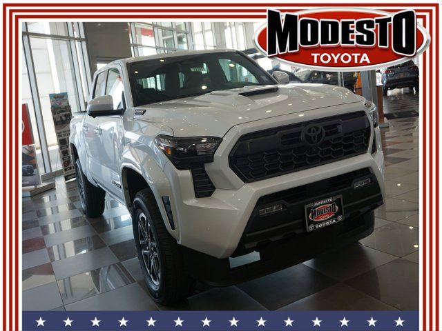 2024 Toyota Tacoma 4WD TRD Sport Hybrid