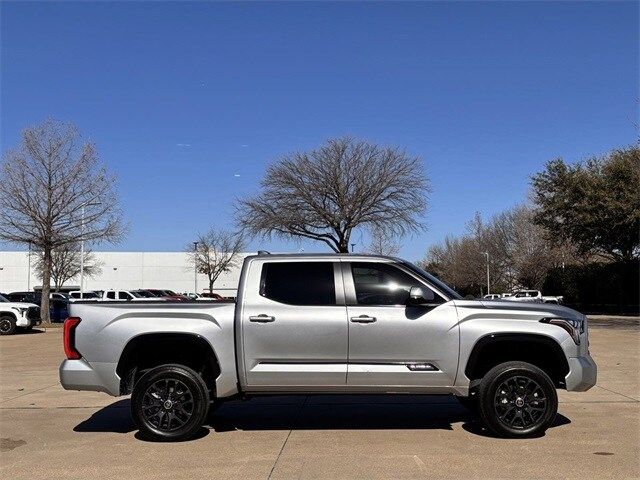 2024 Toyota Tundra Platinum