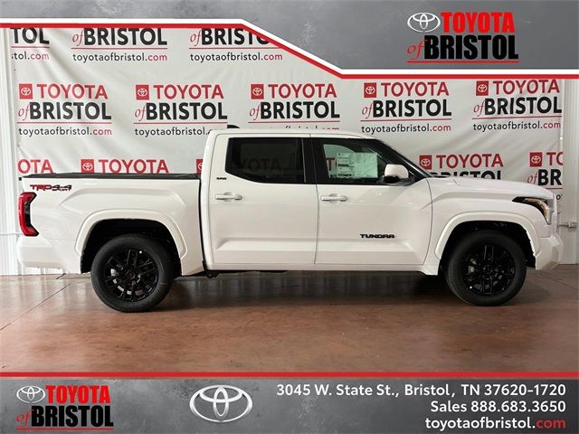 2024 Toyota Tundra SR5