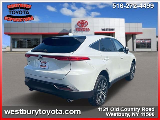 2024 Toyota Venza LE