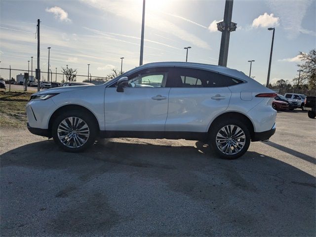 2024 Toyota Venza LE