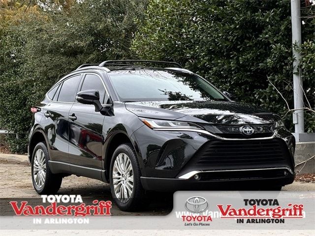 2024 Toyota Venza XLE