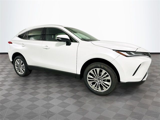 2024 Toyota Venza XLE