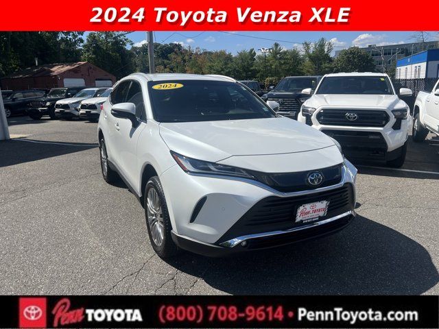 2024 Toyota Venza XLE