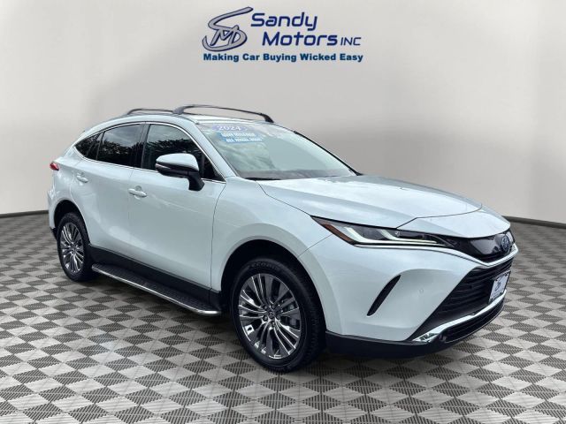 2024 Toyota Venza XLE