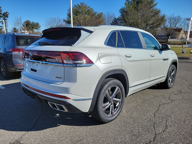 2024 Volkswagen Atlas Cross Sport 2.0T SEL R-Line