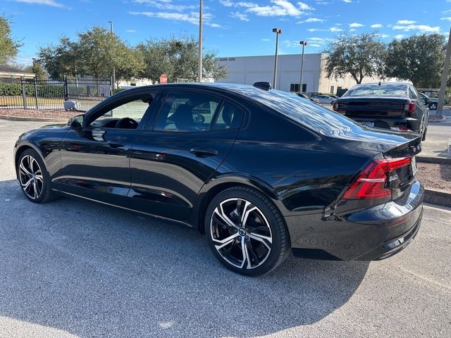 2024 Volvo S60 Ultimate Dark Theme