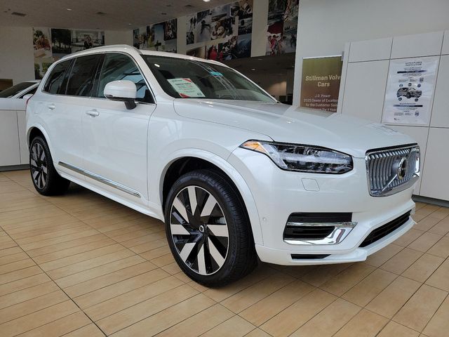 2024 Volvo XC90 Recharge Plug-In Hybrid Plus Bright Theme