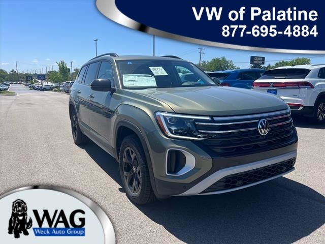 2024 Volkswagen Atlas 2.0T Peak Edition SEL