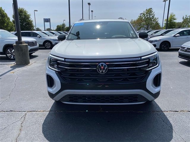 2024 Volkswagen Atlas 2.0T Peak Edition SEL