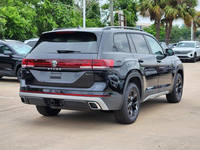 2024 Volkswagen Atlas 2.0T Peak Edition SEL