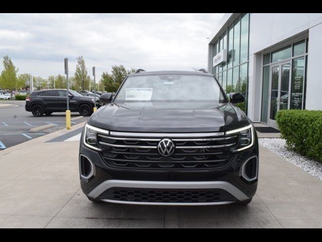 2024 Volkswagen Atlas 2.0T Peak Edition SEL