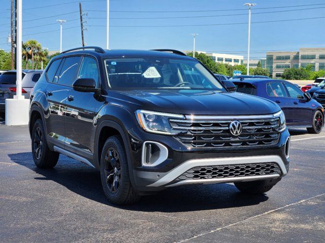 2024 Volkswagen Atlas 2.0T Peak Edition SEL