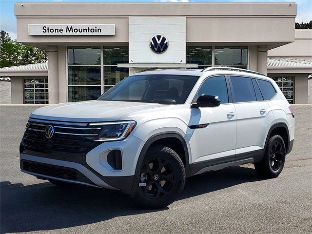 2024 Volkswagen Atlas 2.0T Peak Edition SEL