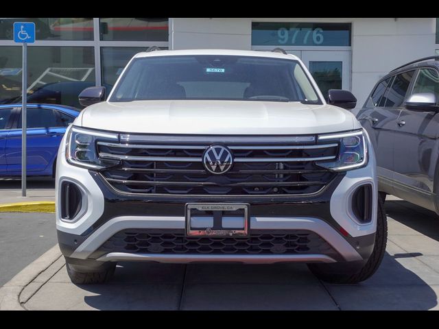 2024 Volkswagen Atlas 2.0T Peak Edition SEL