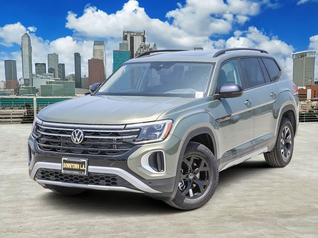 2024 Volkswagen Atlas 2.0T Peak Edition SEL