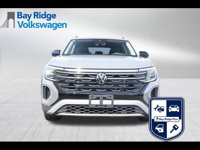 2024 Volkswagen Atlas 2.0T Peak Edition SEL